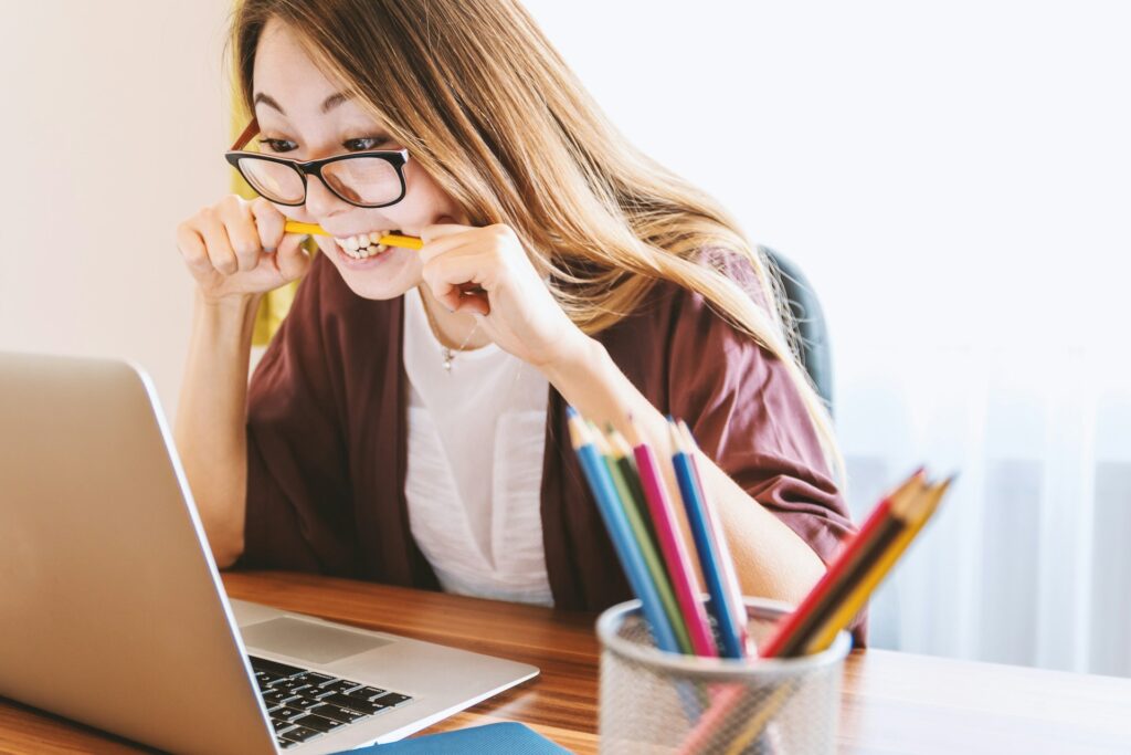 Greșeli des întâlnite în marketingul online pe care trebuie să le eviți 12 jeshoots com 2vD8lIhdnw unsplash